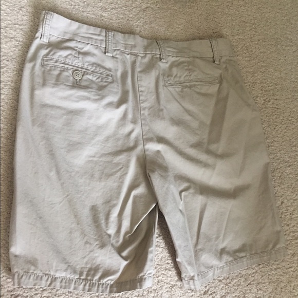 Men’s size 33 shorts - Picture 3 of 5